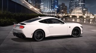FORD Mustang Fastback 5.0 V8 Dark Horse 453cv auto