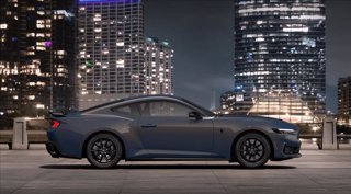 FORD Mustang Fastback 5.0 V8 Dark Horse 453cv