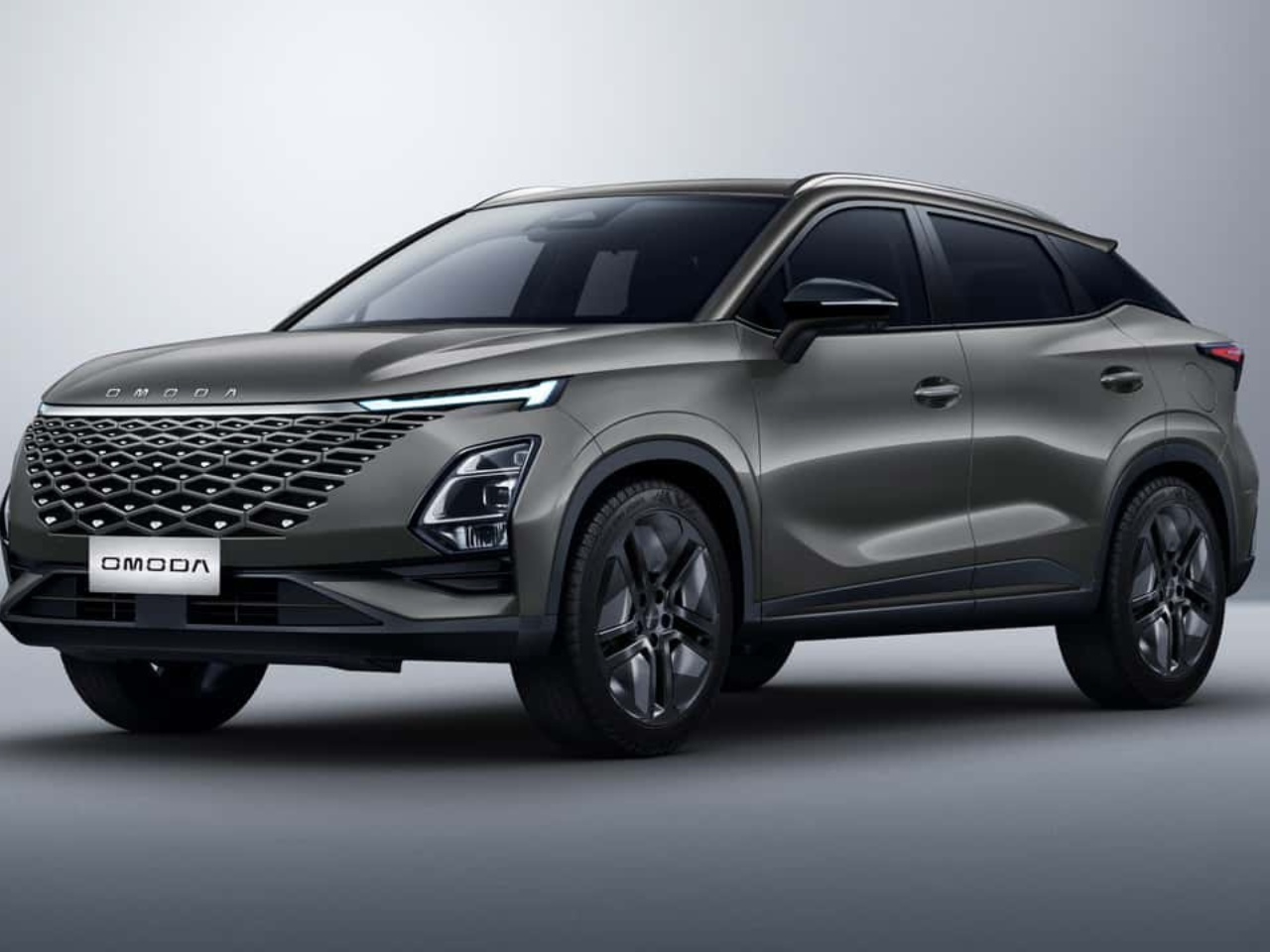 OMODA 5 Noleggio Lungo Termine (1)